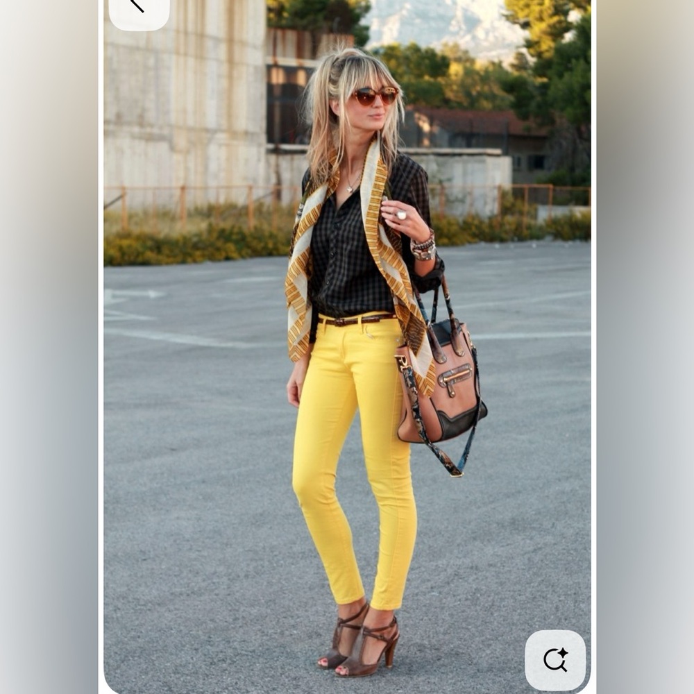 VINCE Women's Skinny Jeans 💛